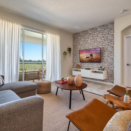 Pleasant Home With Lake View And Themed Bedroom Orlando Exteriör bild