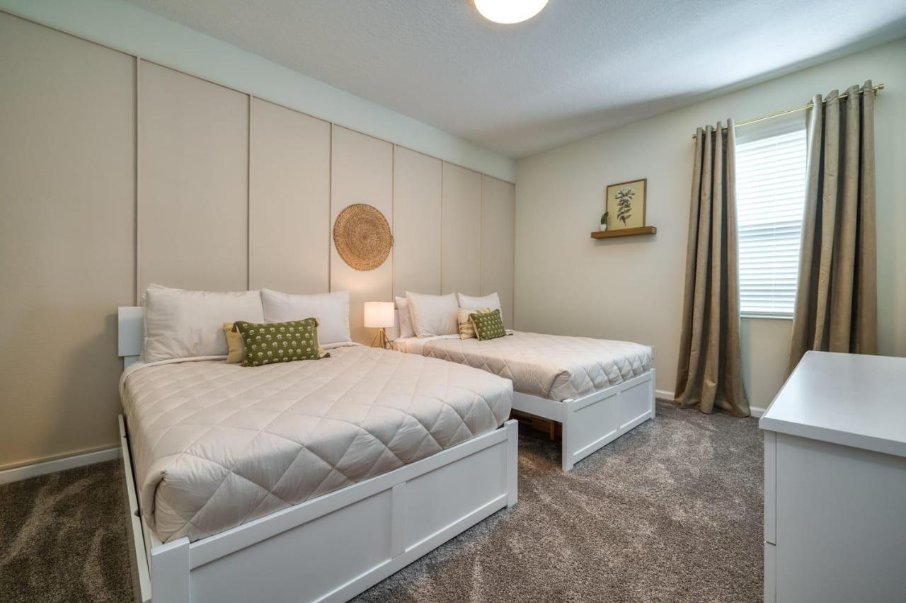 Pleasant Home With Lake View And Themed Bedroom Orlando Exteriör bild